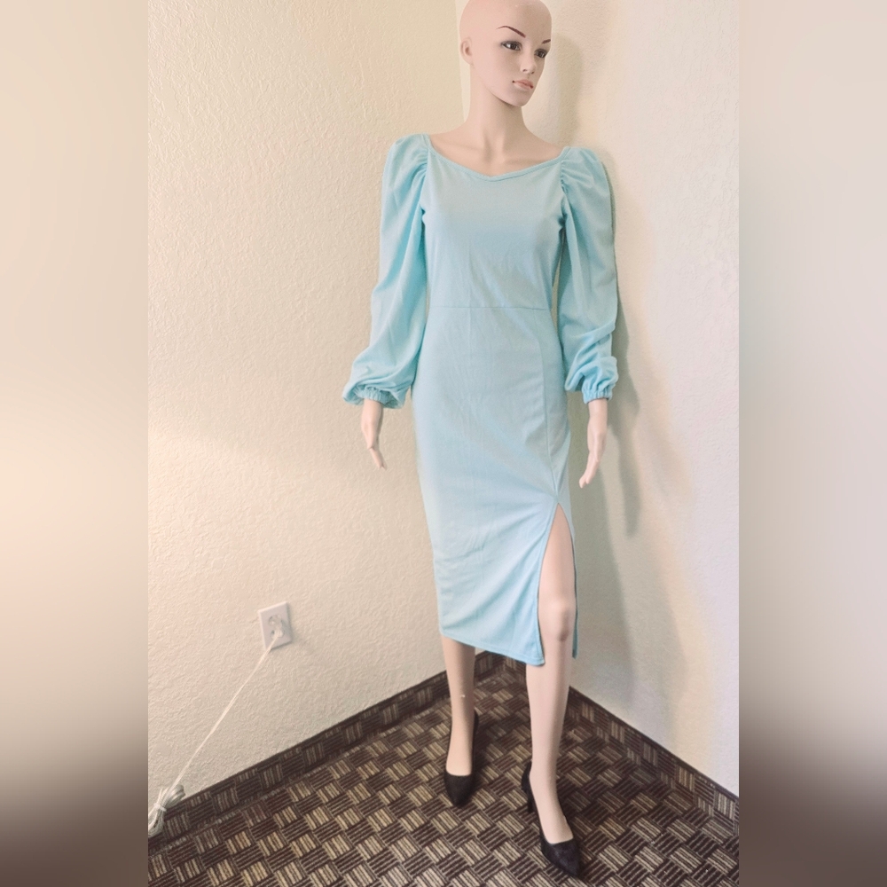 Elegant Light Blue Dress with Slit